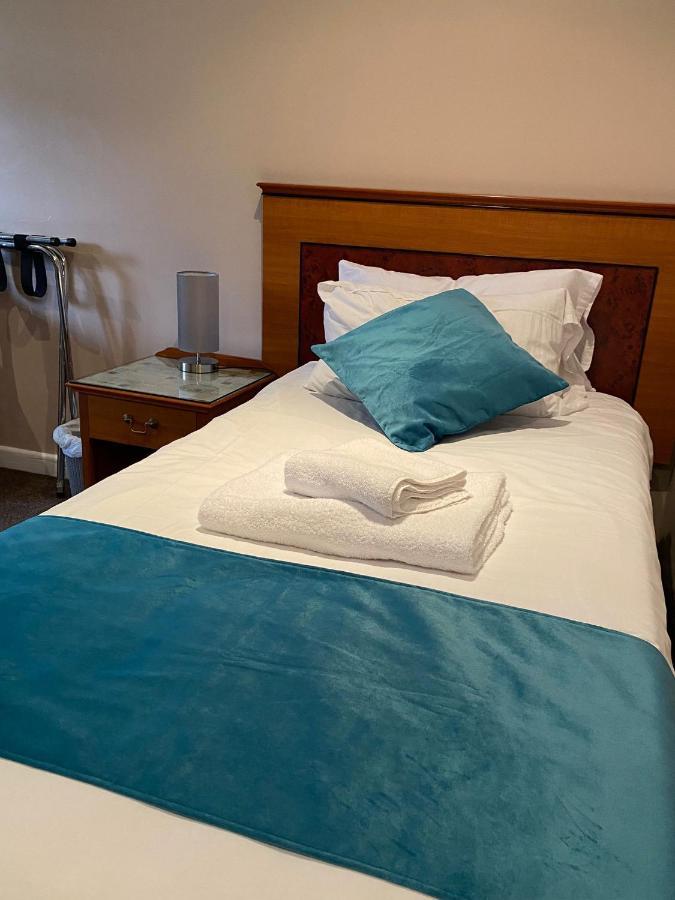 Hotel The Whistle And Flute Barnetby le Wold Esterno foto